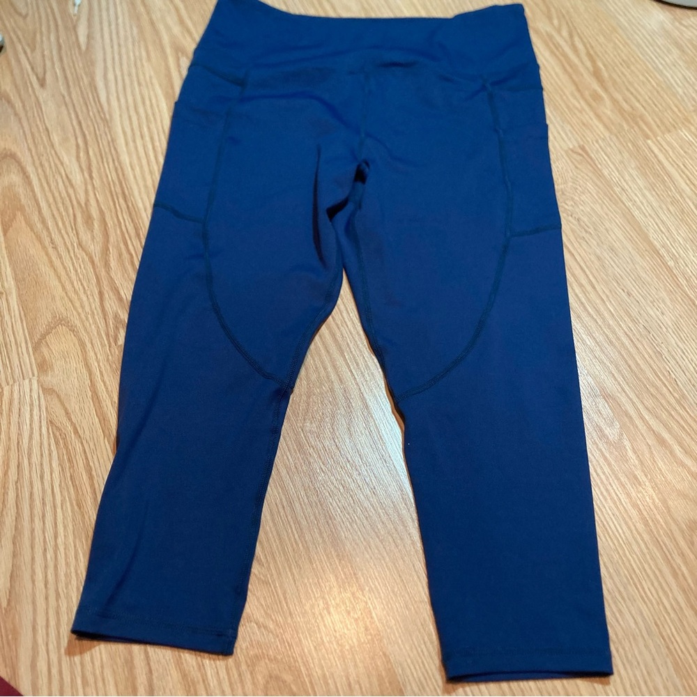 Zyia Active blue Capri leggings‎ 14-16